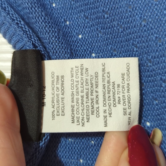 Girl's Blue Crop Sweater with Tie Closure. Size M 10-12. - Picture 4 of 11